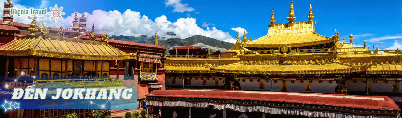 Jokhang (Đền Đại Chiêu), điểm hành hương phải đến trong đời của người Tạng…Bên trong đền thờ tượng Đức Phật Thích Ca Mâu Ni 12 tuổi (tượng Jowo linh thiêng) của Văn Thành Công Chúa đem sang Tây Tạng khi bà về nhà chồng.